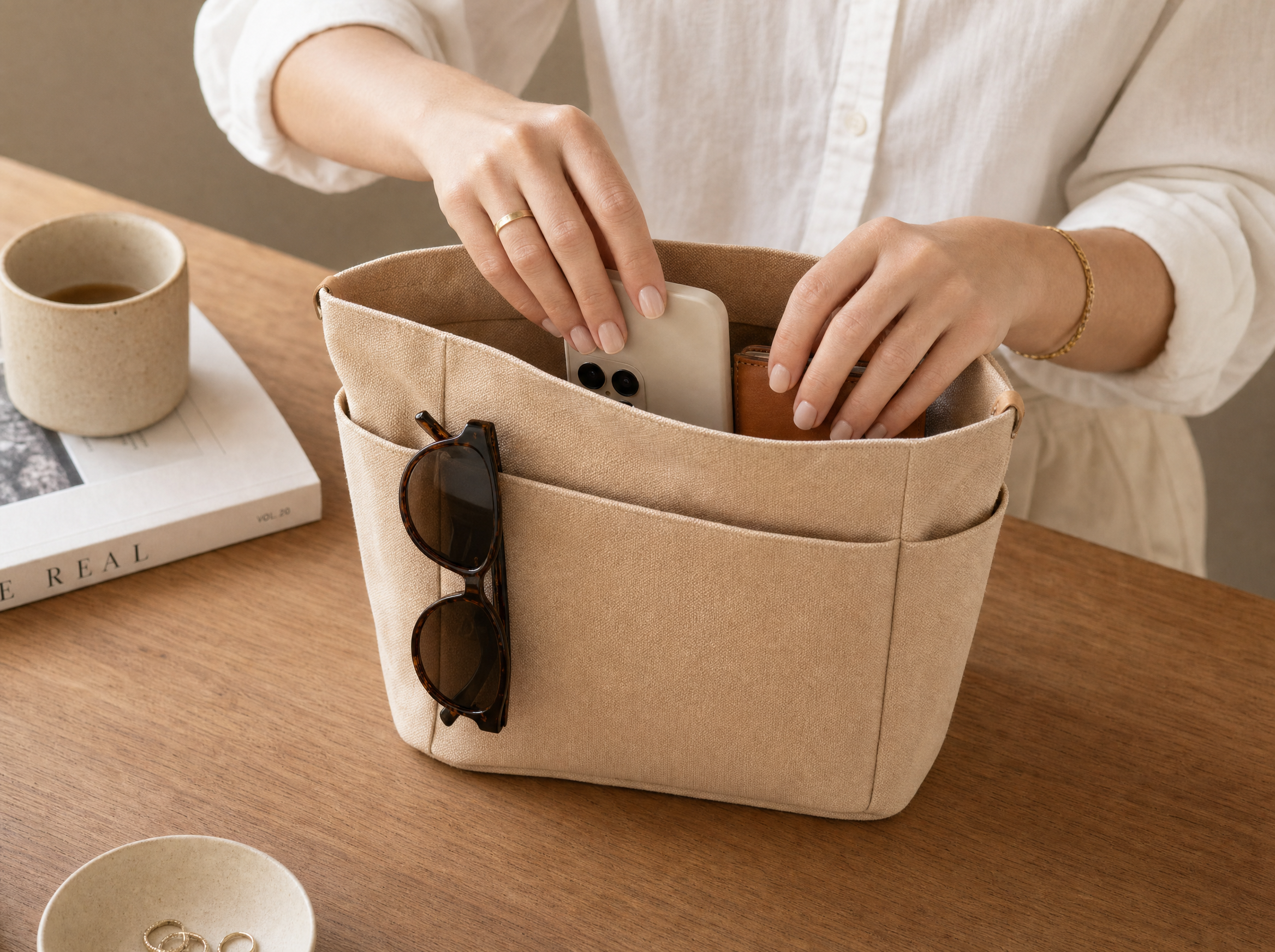 How the Slipnest organizer works